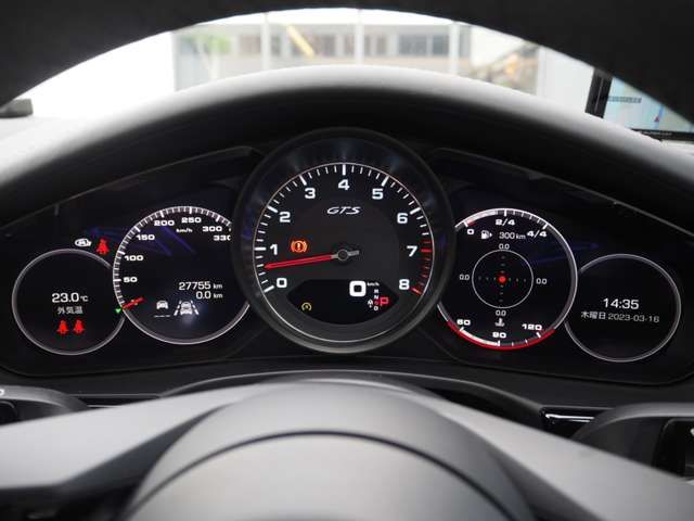 Porsche PANAMERA 2021-05 11040-8