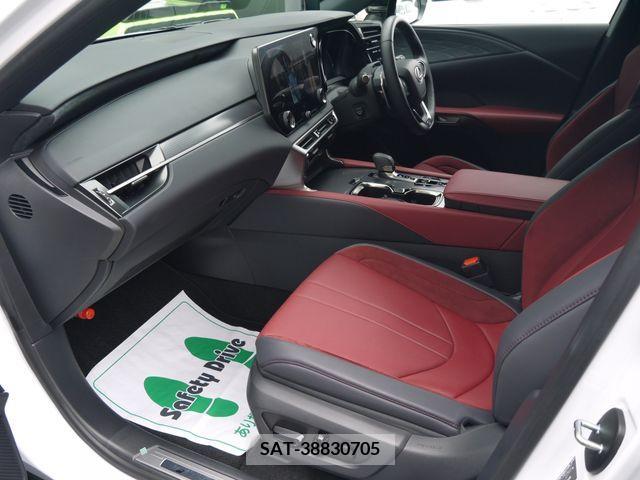 Lexus RX 2023-08 277858-6