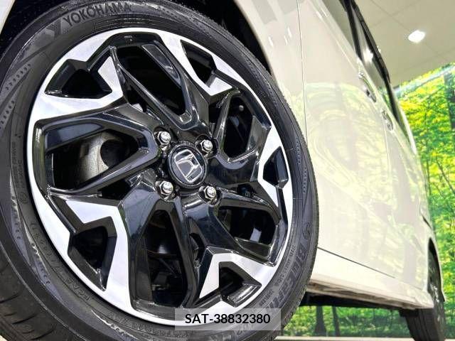 Honda N BOX CUSTOM 2018-03 352868-12