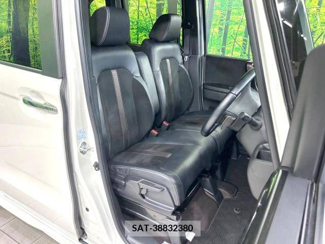 Honda N BOX CUSTOM 2018-03 352868-8
