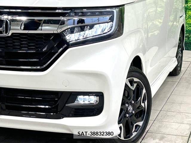 Honda N BOX CUSTOM 2018-03 352868-11