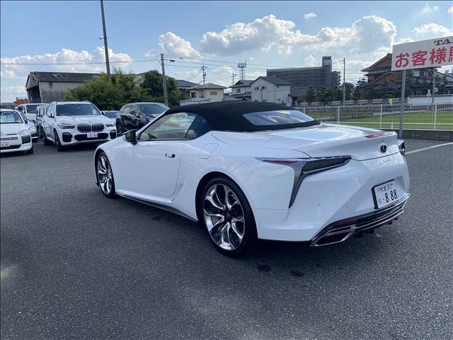 Lexus LC 2020-11 15700-2