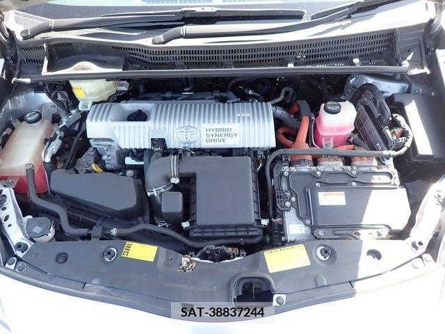 Toyota PRIUS 2014-02 219793-19