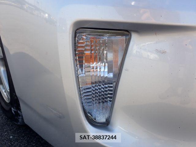 Toyota PRIUS 2014-02 219793-8
