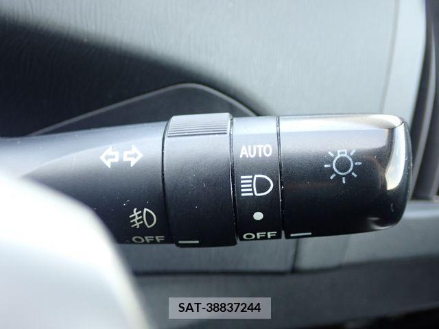 Toyota PRIUS 2014-02 219793-15