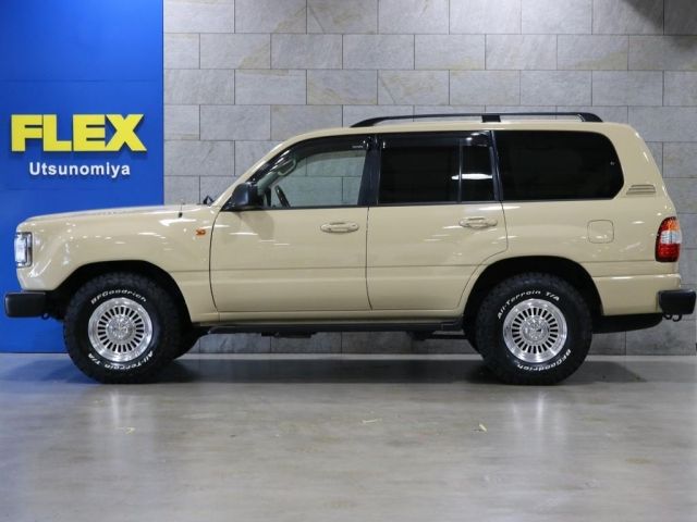 Toyota LAND CRUISER 2005-01 16739-6