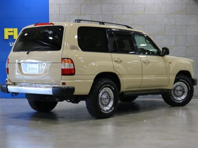 Toyota LAND CRUISER 2005-01 16739-1