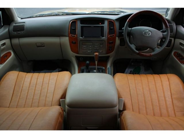 Toyota LAND CRUISER 2005-01 16739-2