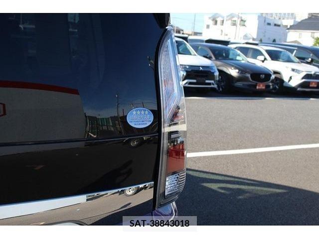 Nissan SERENA 2018-11 284128-10