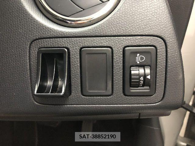 Suzuki SWIFT 2009-03 320916-25