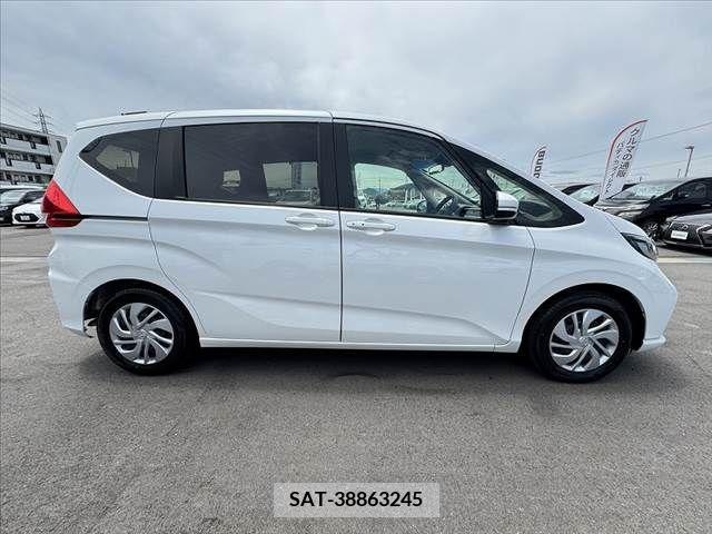 Honda FREED 2022-12 302954-11