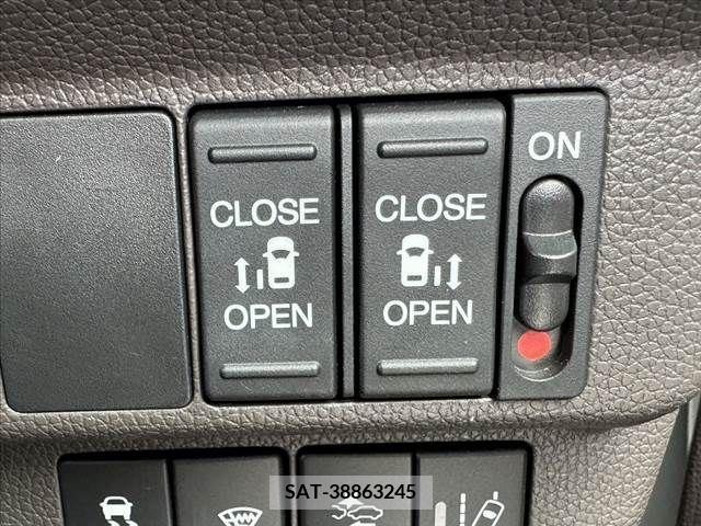 Honda FREED 2022-12 302954-5