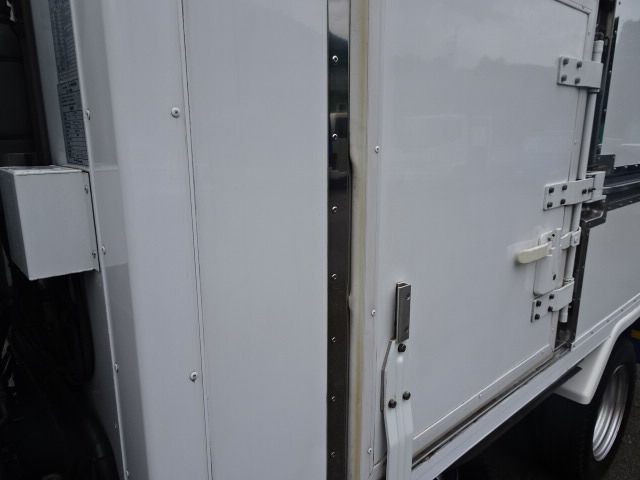 Mitsubishi CANTER 2012-10 189742-16