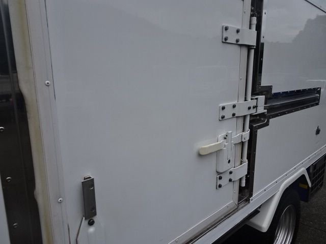 Mitsubishi CANTER 2012-10 189742-19
