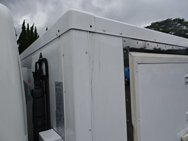 Mitsubishi CANTER 2012-10 189742-15