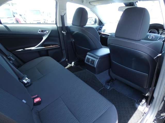 Toyota MARK X 2017-01 7753-23
