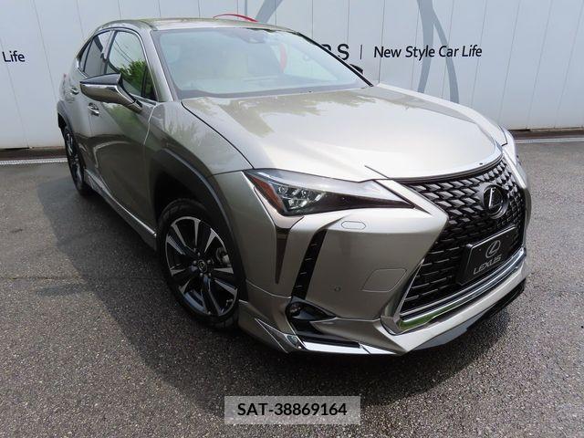 Lexus UX 2023-02 388150-29
