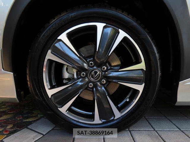 Lexus UX 2023-02 388150-26