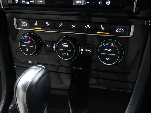VolksWagen GOLF 2013-12 406-17