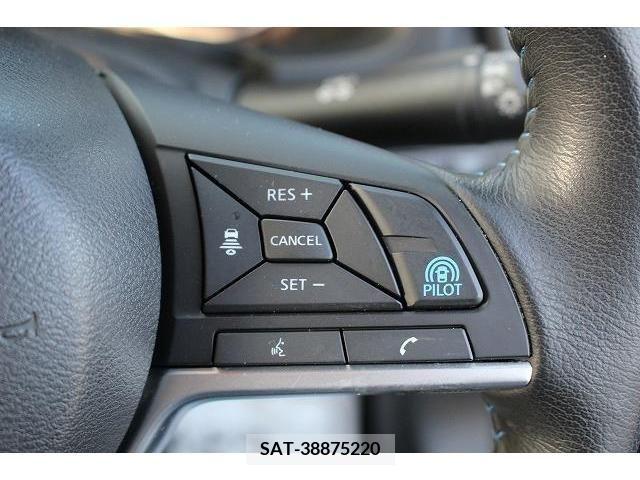 Nissan LEAF 2019-05 352801-5