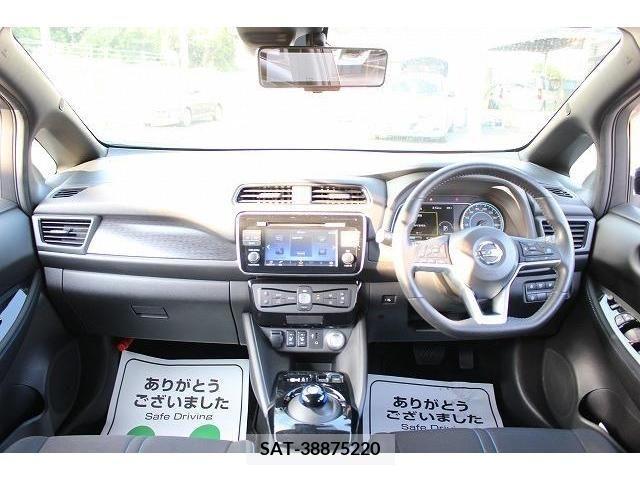 Nissan LEAF 2019-05 352801-13