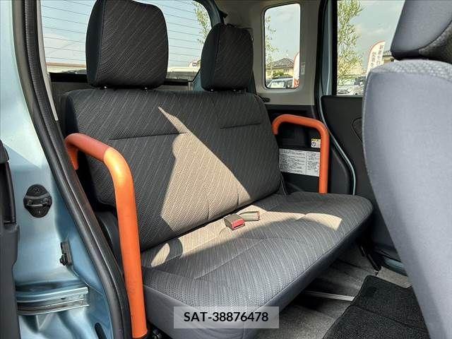 Suzuki SPACIA 2015-10 368502-18