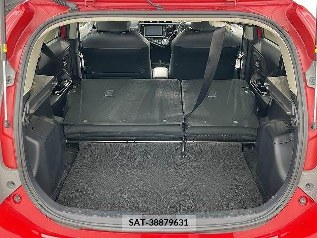 Toyota AQUA 2014-04 211926-19