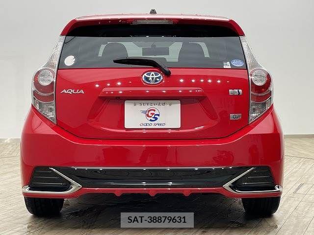 Toyota AQUA 2014-04 211926-17
