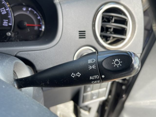 Nissan ROOX 2011-03 10085-16