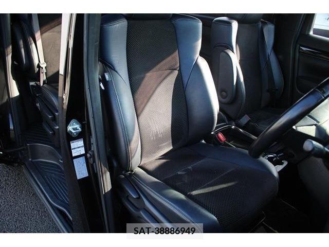 Toyota VELLFIRE 2017-01 299371-14
