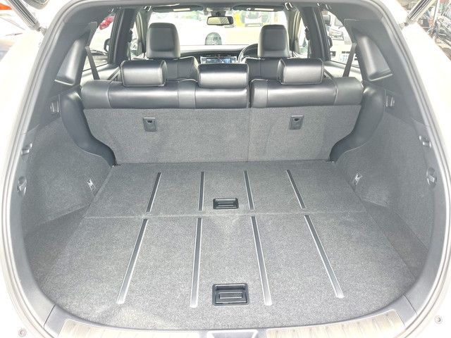 Toyota HARRIER 2018-02 9824-10
