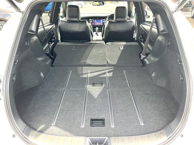 Toyota HARRIER 2018-02 9824-11