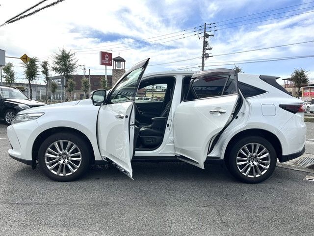Toyota HARRIER 2018-02 9824-4