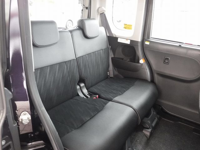 Daihatsu TANTO CUSTOM 2017-05 22563-8