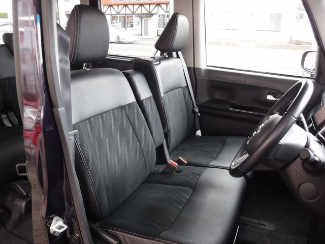 Daihatsu TANTO CUSTOM 2017-05 22563-13
