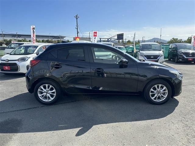 Mazda DEMIO 2018-02 1320-4