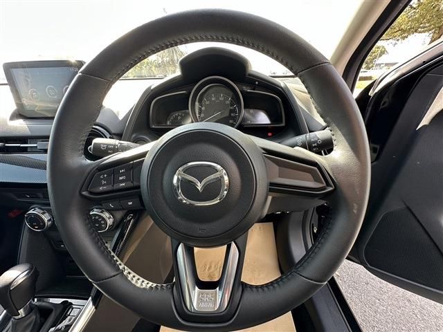 Mazda DEMIO 2018-02 1320-13