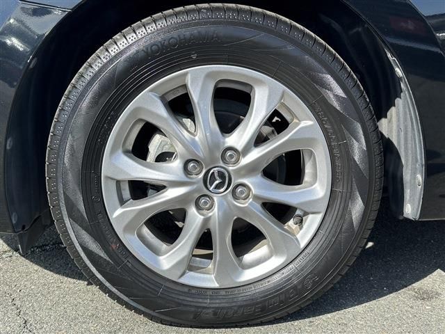 Mazda DEMIO 2018-02 1320-25