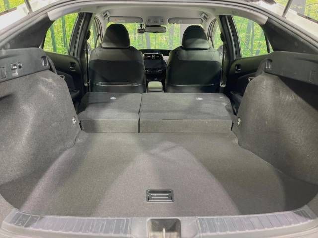 Toyota PRIUS 2019-08 181050-10
