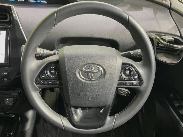 Toyota PRIUS 2019-08 181050-12