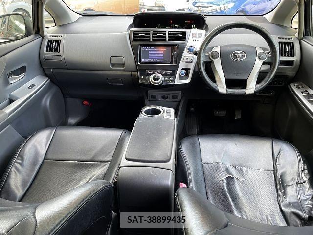 Toyota PRIUS ALPHA 2013-06 366775-1