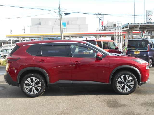 Nissan X-TRAIL 2022-07 24671-5