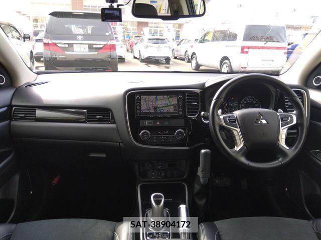 Mitsubishi OUTLANDER PHEV 2016-10 220752-2