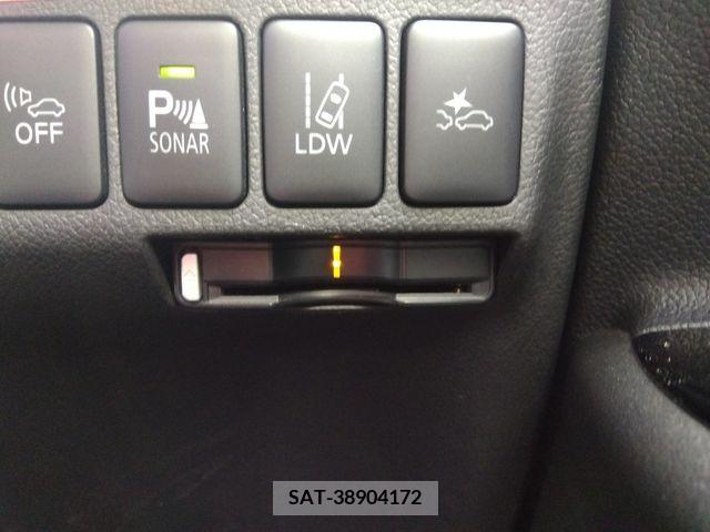 Mitsubishi OUTLANDER PHEV 2016-10 220752-18