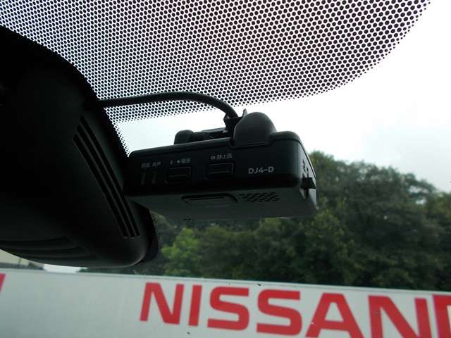 Nissan SERENA 2018-08 4698-6