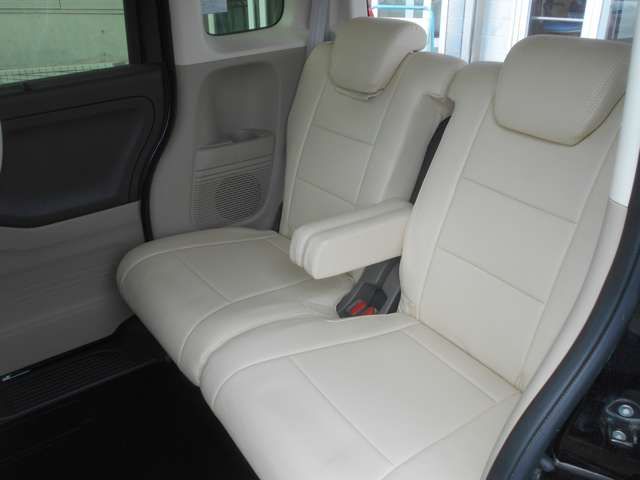 Honda N BOX 2019-03 8893-15