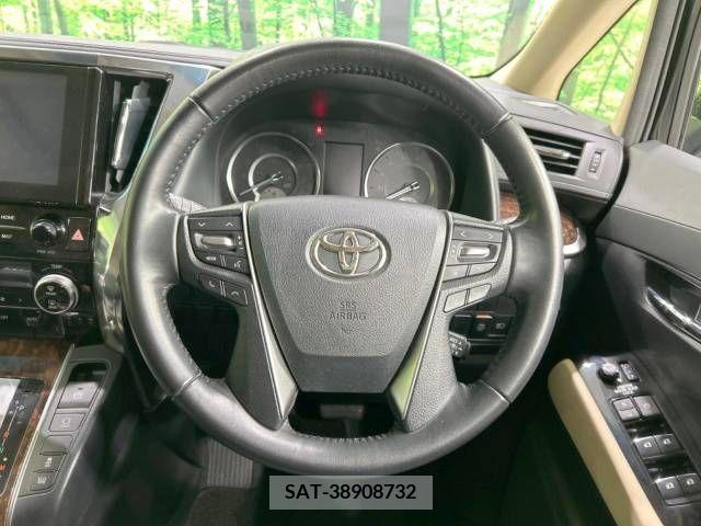 Toyota ALPHARD 2020-08 217261-12