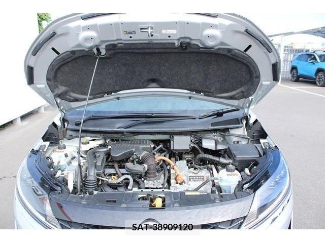Nissan NOTE 2021-02 365483-17