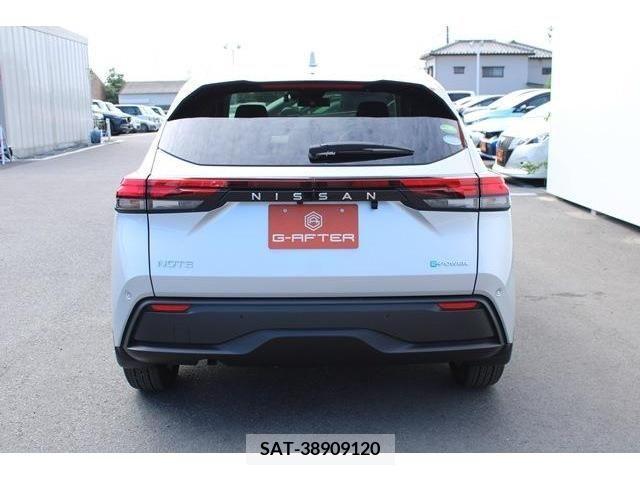 Nissan NOTE 2021-02 365483-7