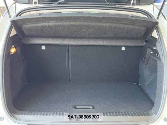 Renault CAPTUR 2022-04 383987-12